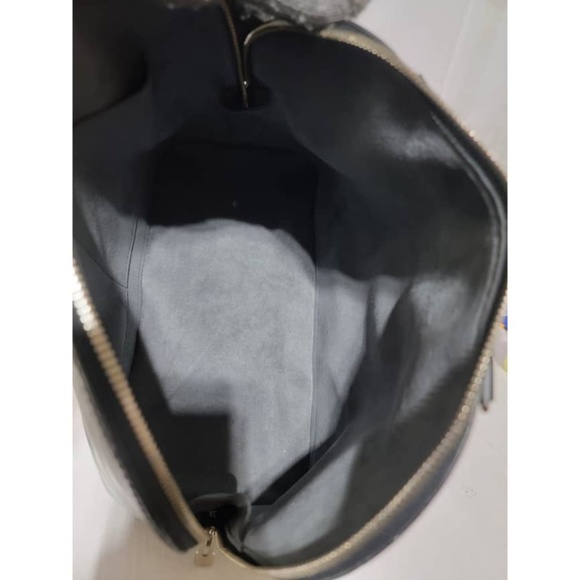 Authentic Louis Vuitton Epi Alma PM Bag Black - Picture 12 of 15